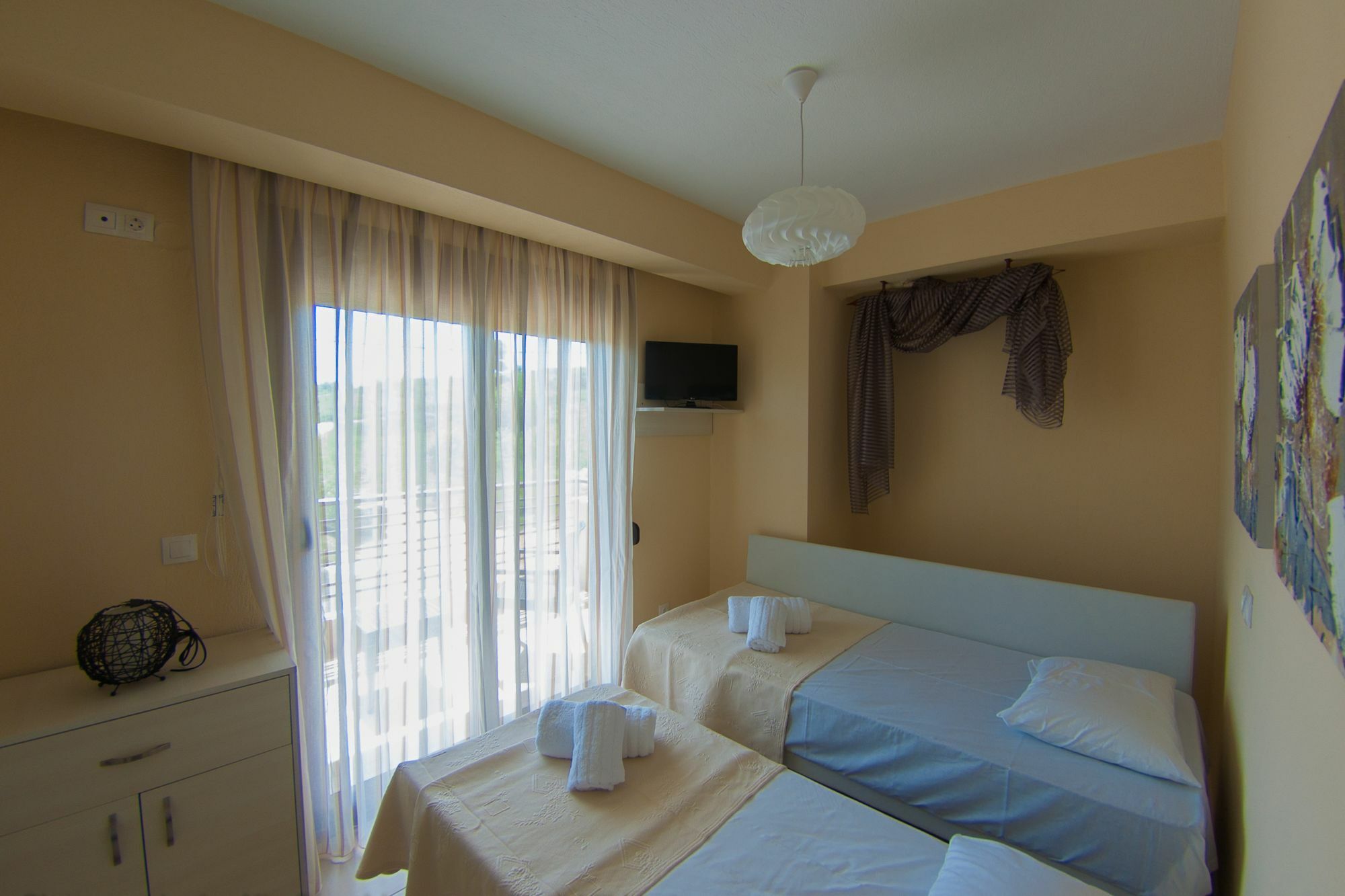 Ianthi Maisonettes Неа Рода Екстериор снимка